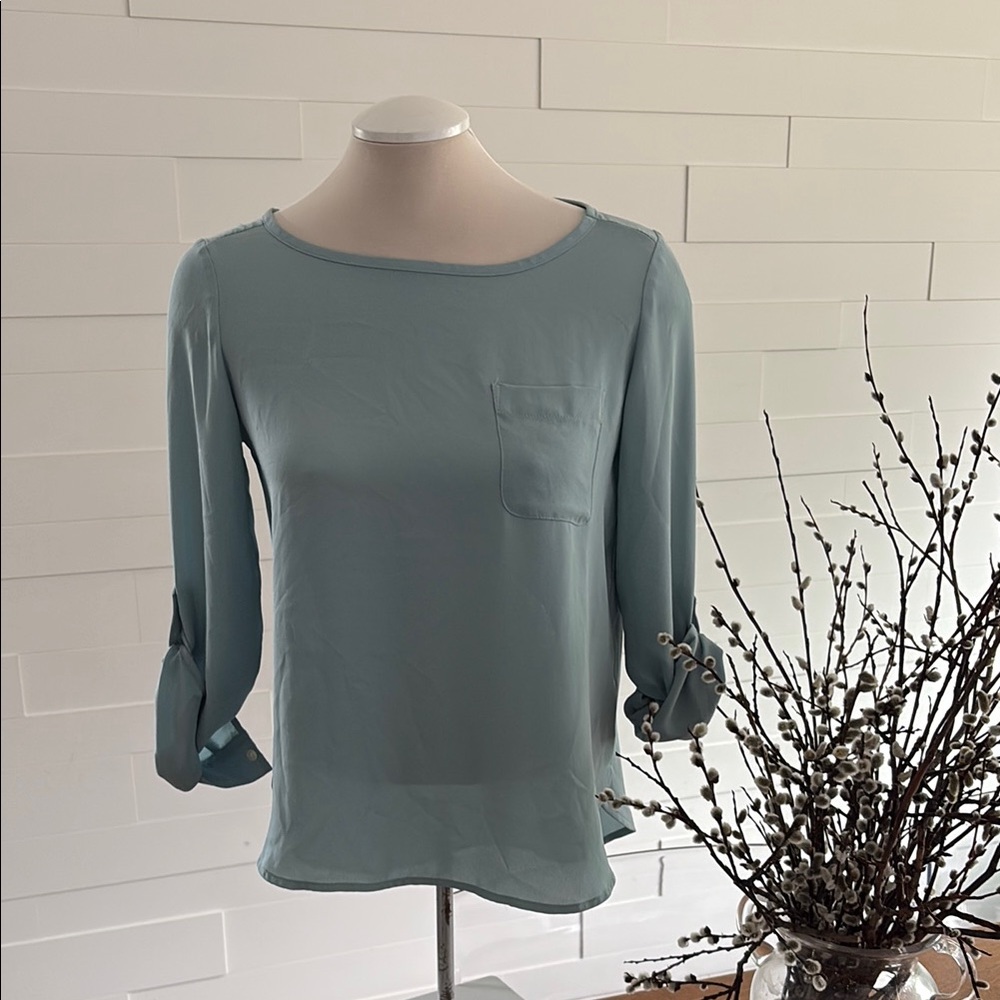SP LOFT Elegant Blue Women's Long Sleeve/Roll 3/4 Length Blouse Petites
